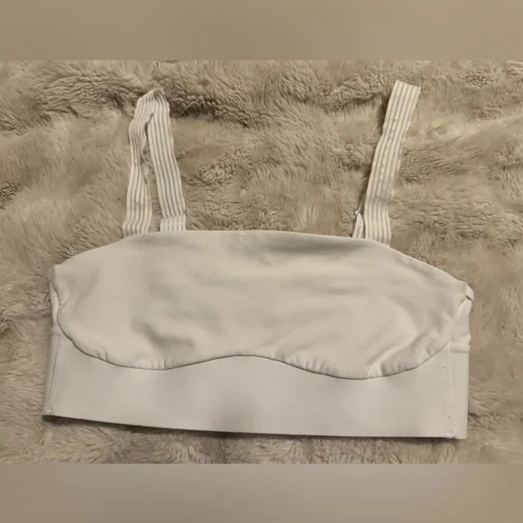 Alo Soft Serve It Up Bra - Picture 2 of 3